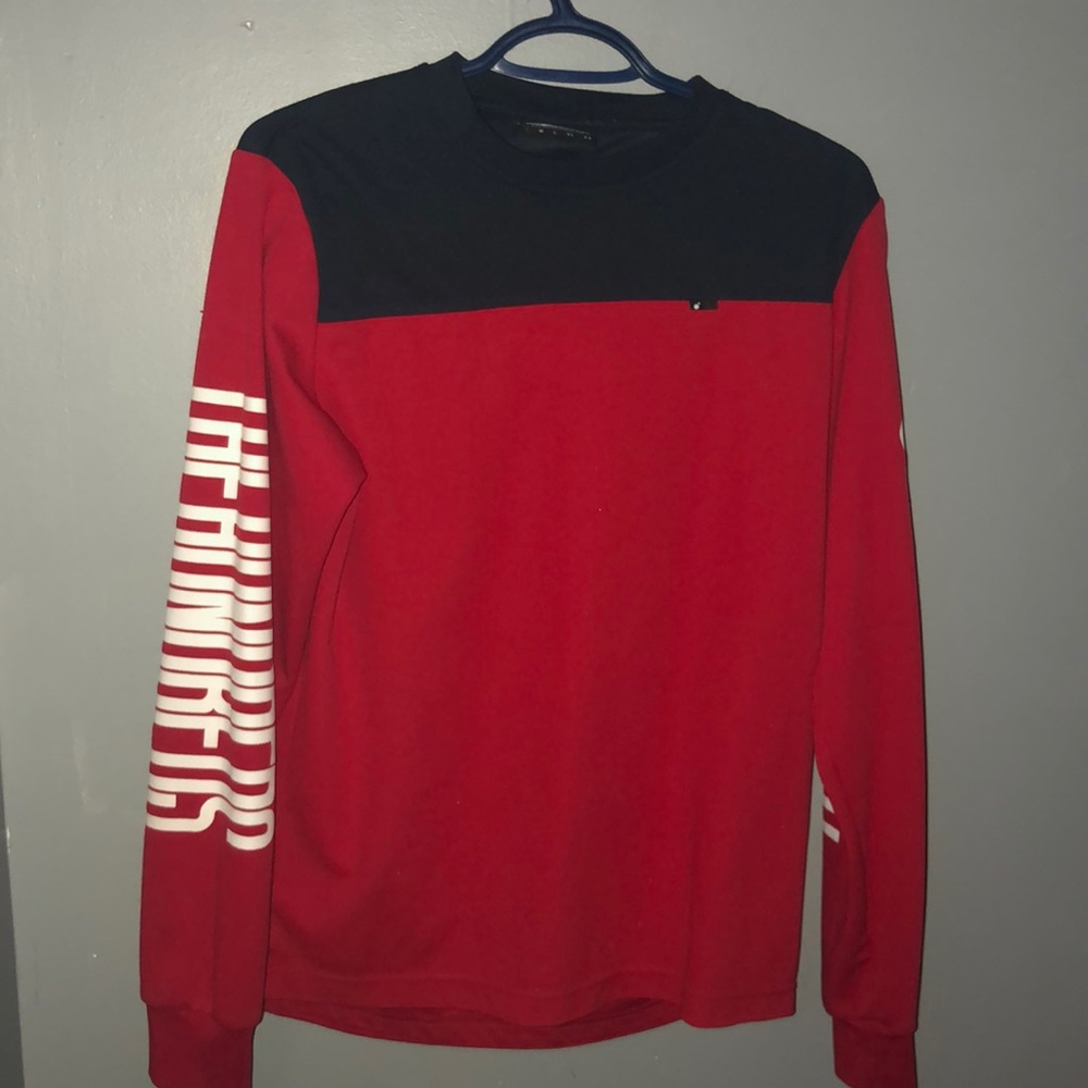 The Hundreds Jersey style